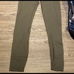 1 pair of green and 1 par of pink, Lululemon leggings